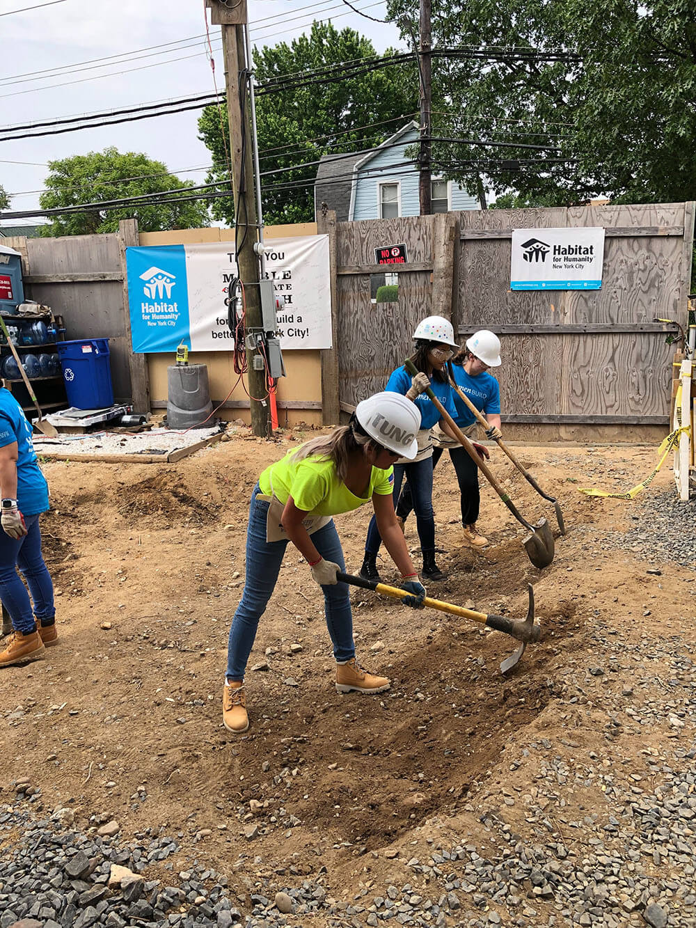 /images/general/London-Fischer-Women-Build-14-2019-06-05.jpg